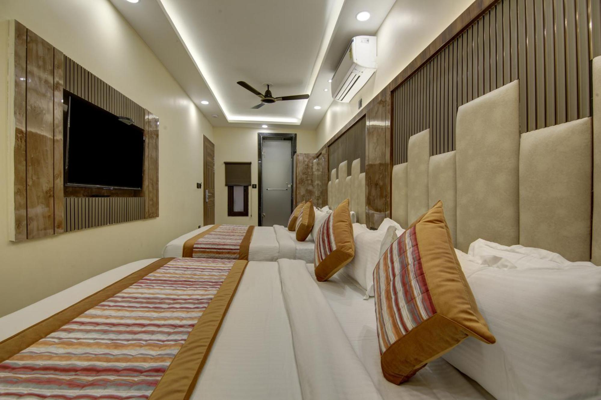 Bless Inn - Near Connaught Place Νέο Δελχί Εξωτερικό φωτογραφία