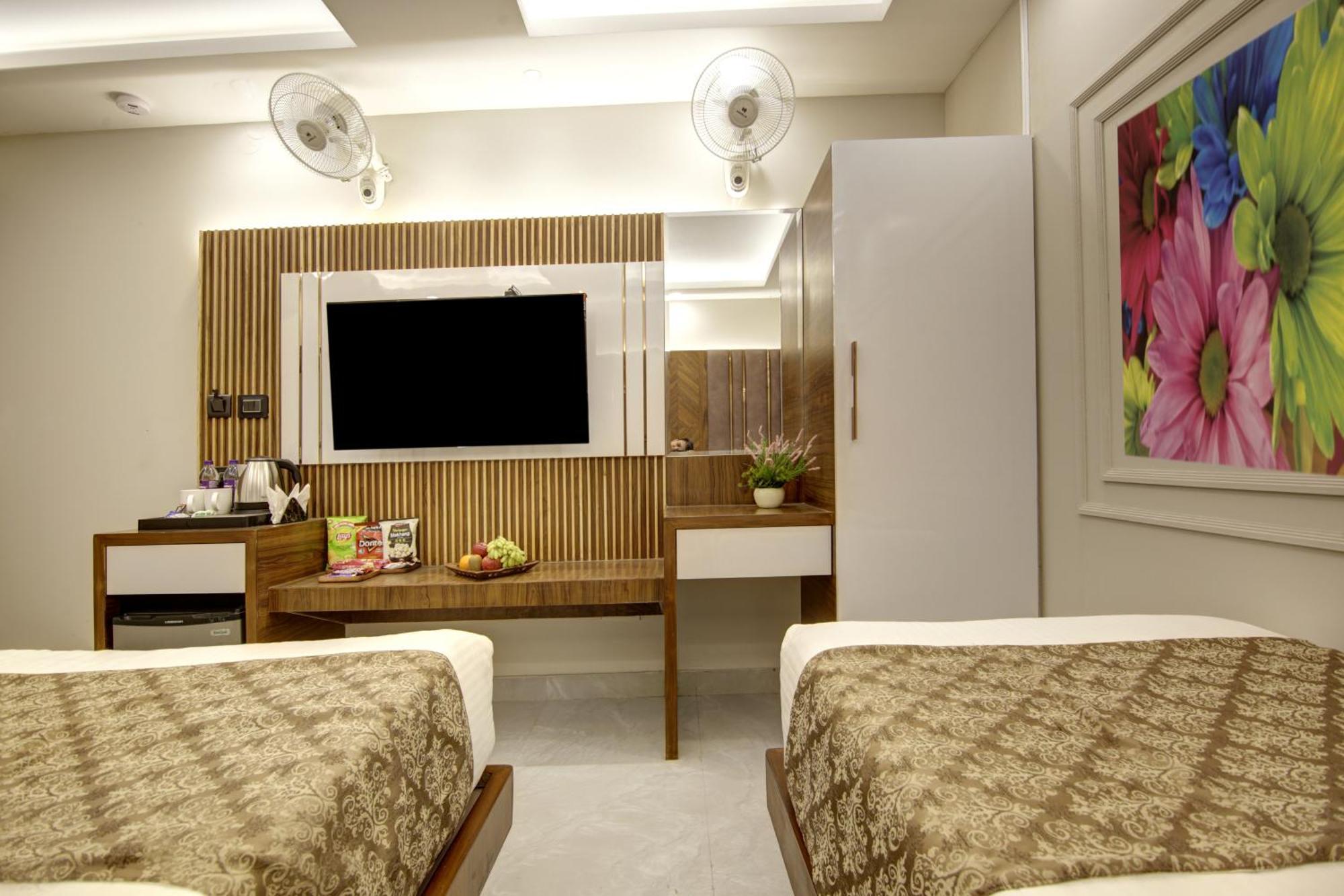Bless Inn - Near Connaught Place Νέο Δελχί Εξωτερικό φωτογραφία