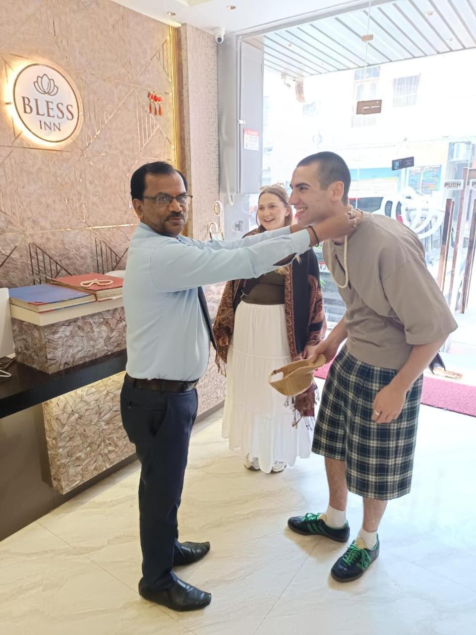 Bless Inn - Near Connaught Place Νέο Δελχί Εξωτερικό φωτογραφία